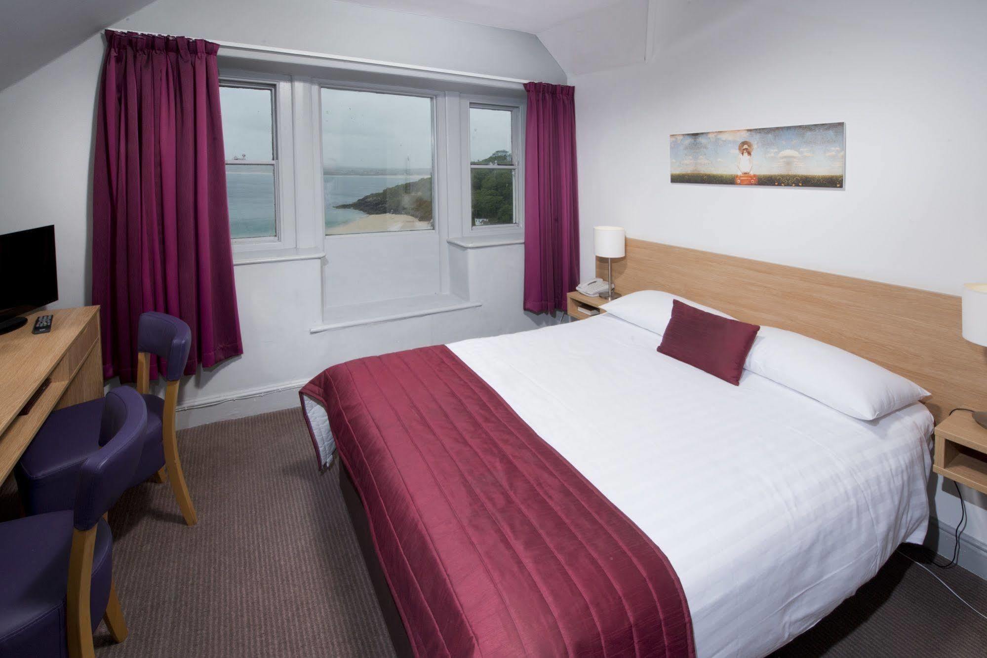 Hotel The Bay